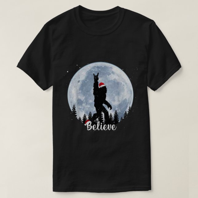 Santa Bigfoot Christmas Rock Funny Sasquatch Belie T-Shirt (Design vorne)