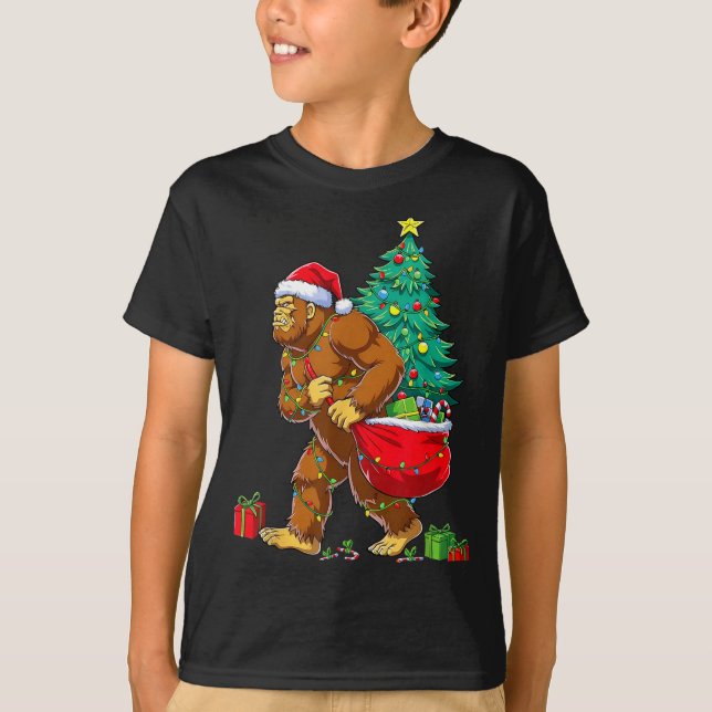 Santa Bigfoot Christmas Tree Xmas Lights Funny Sas T-Shirt (Vorderseite)