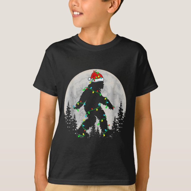 Santa Bigfoot Christmas Tree Xmas Lights Funny Sas T-Shirt (Vorderseite)