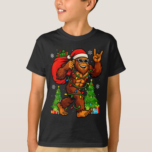 Santa Bigfoot Christmas Tree Xmas Lights Funny Sas T-Shirt (Vorderseite)