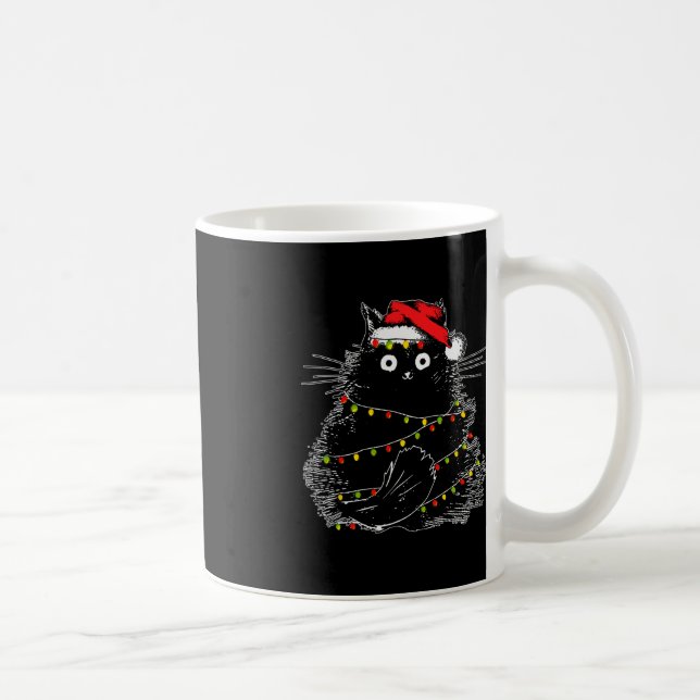 Santa Black Cat hallte in Weihnachtsbaumlicht auf Kaffeetasse (Rechts)