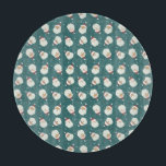 Santa Claus Merry Christmas Schneidebrett<br><div class="desc">Niedliche Abbildung von drei Weihnachtssichtern. Ideal für die Ferienzeit.</div>