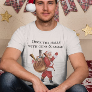 Santa Claus mit Waffenliebe schmückt die Halle Sch T-Shirt