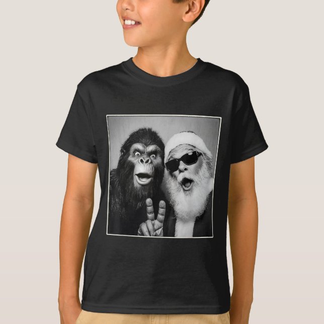 Santa Claus Selfie Bigfoot Christmas Funny Sasquat T-Shirt (Vorderseite)