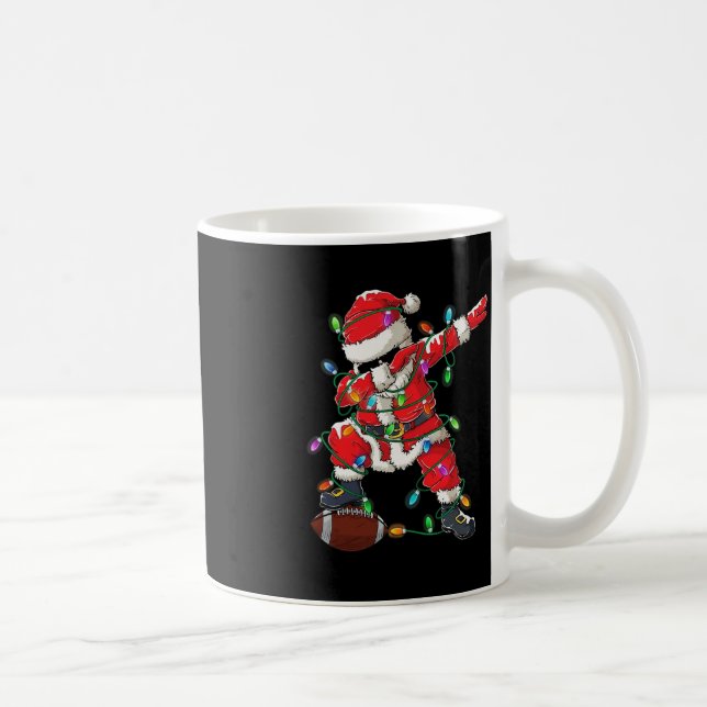 Santa Dabbing mit Ball Christmas Football Player Kaffeetasse (Rechts)