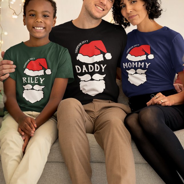 Santa Hat & Beard Daddy Family Christmas T-Shirt (Von Creator hochgeladen)