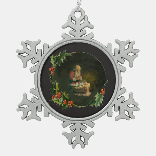 Santa Kneeling bei der Zierornament Schneeflocken Zinn-Ornament (Vorderseite)