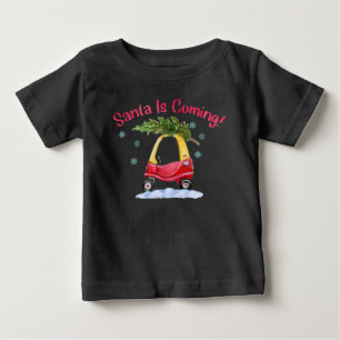 Santa kommt die Kinder Weihnachtsbaum Red Car Baby T-shirt