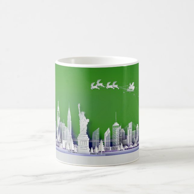 Santa Over New York City Christmas Green Mug Kaffeetasse (Mittel)