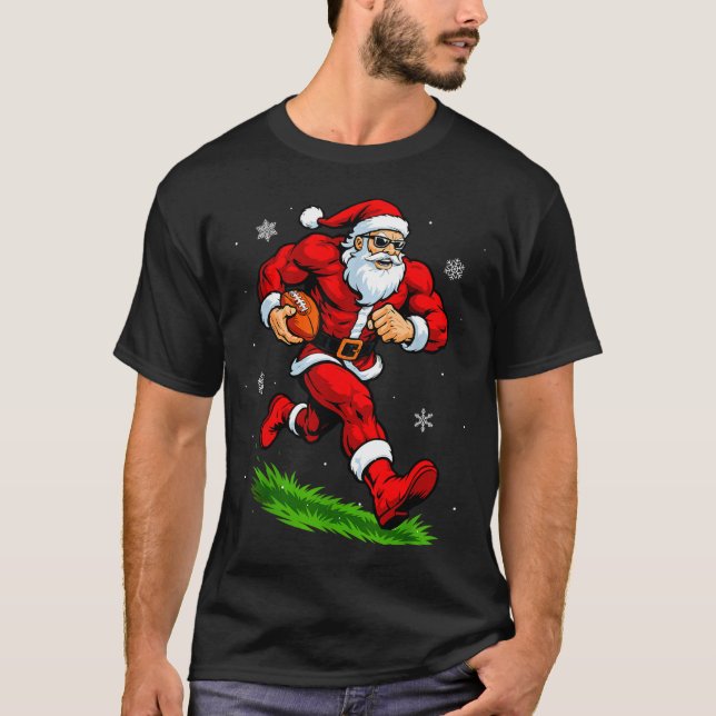 Santa Playing Football Xmas Funny Christmas Footba T-Shirt (Vorderseite)