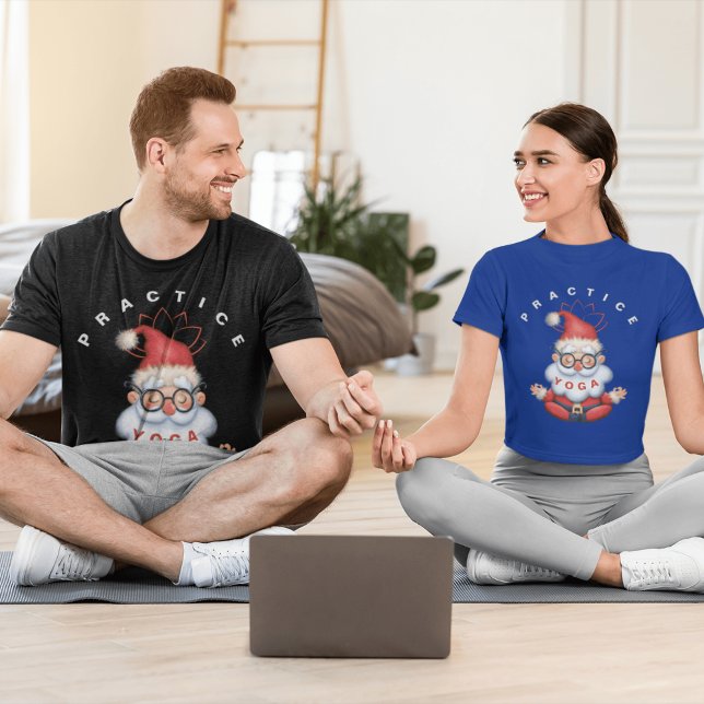 Santa Practica Yoga Perfect Holiday Fun Xmas T-Shirt (Von Creator hochgeladen)
