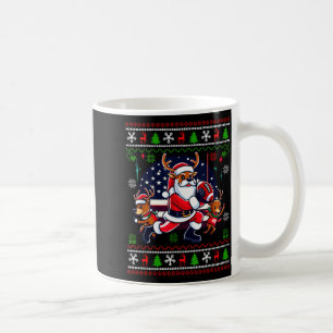 Santa Rentiere spielen American Football hässliche Kaffeetasse