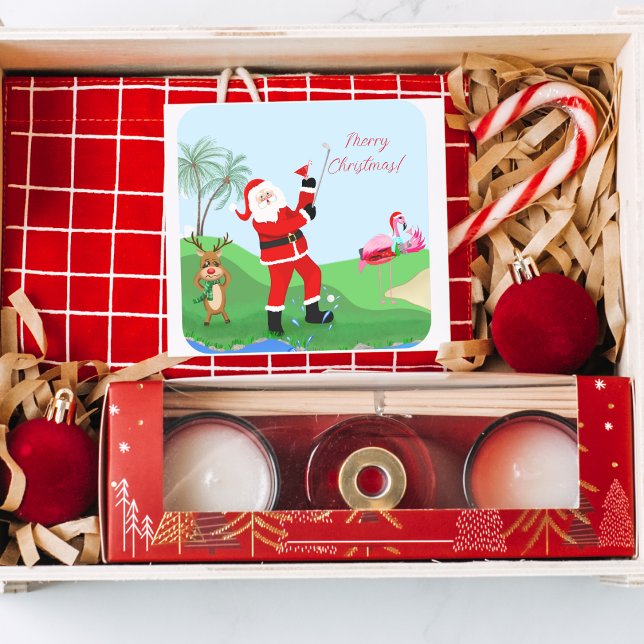 Santa Spielen mit Martini-Party Quadratischer Aufkleber (Decorate cards, gifts, and more with our whimsical 'Merry Christmas' sticker!)