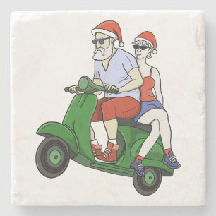 Santa und Frau Claus fahren mit einem Roller Steinuntersetzer