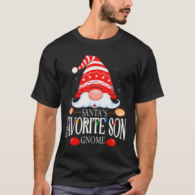 Santa's Favorite Son Gnome Matching Christmas Paja T-Shirt (Vorderseite)
