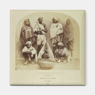 Saonras, eine Aborigine-Versuchsgruppe aus Saugor, Magnet