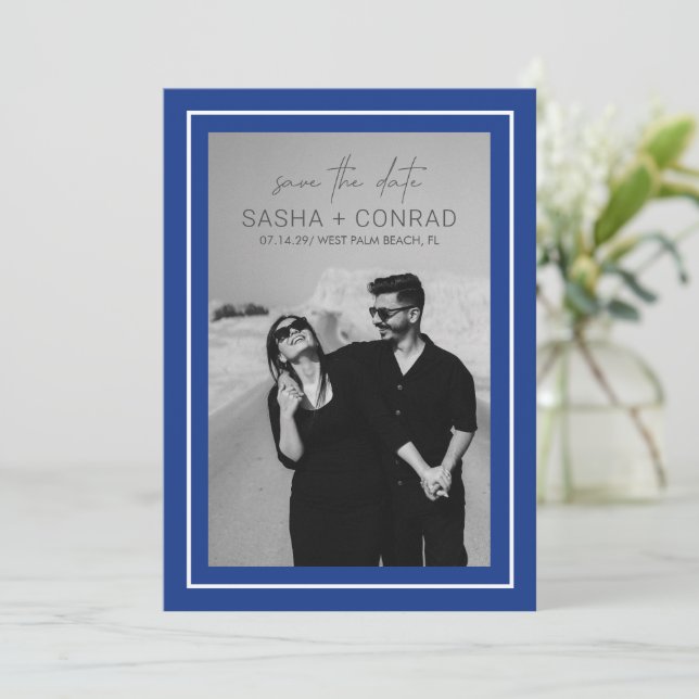 Sapphire Blue Bold Border Foto Moderne Hochzeit Save The Date (Stehend Vorderseite)