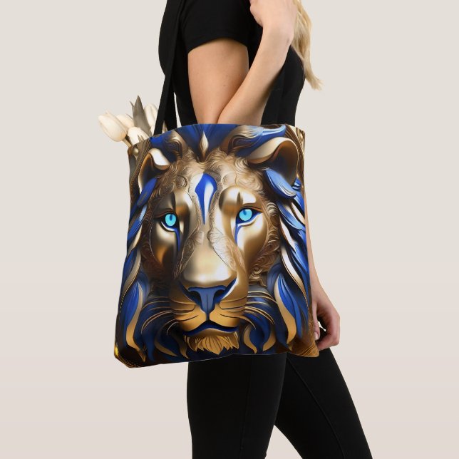 Sapphire Blue und Gold Lion, (Von Nahem)