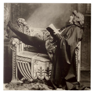 Sarah Bernhardt (1844-1923) als Hamlet 1899 Fliese