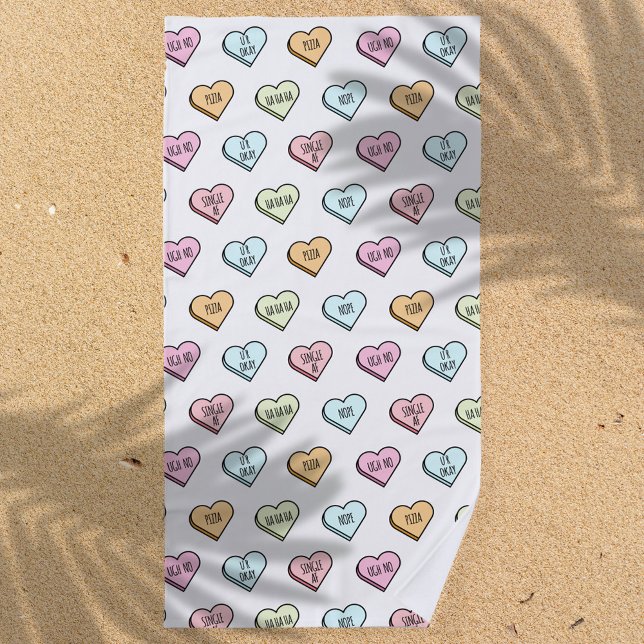 Sarcastic Valentine's Candy Heart Pattern Strandtuch (Sarcastic Valentine’s Candy Heart Pattern Beach Towel)