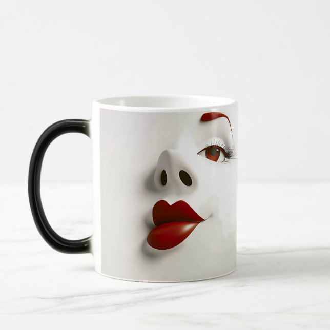 Sarcastic Women Face with Red Lips Verwandlungstasse (Links)