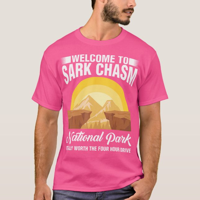 Sark Chasm Sarcasm Pun Witzigen Shirts Camping Wan (Vorderseite)
