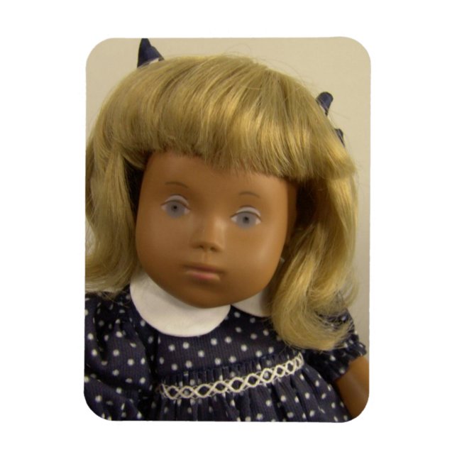 Sasha Puppe / Sasha Doll Premium Flexi Magnet (Vertikal)