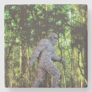 Sasquatch (Bigfoot) draußen in der Wildnis Steinuntersetzer