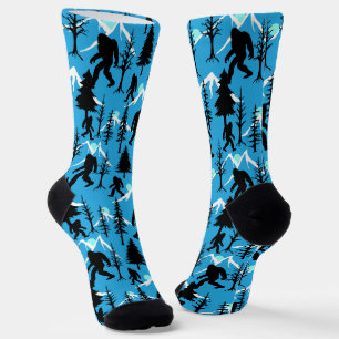 Sasquatch, der in den Wäldern Bigfoot Blau herumto Socken