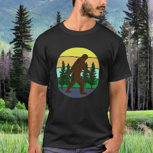 Sasquatch glaubver Vintager Sonnenuntergang T-Shirt