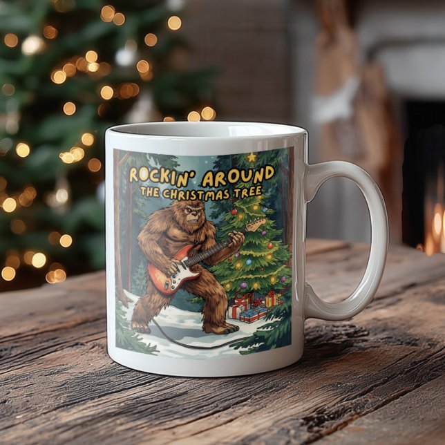Sasquatch Guitar Rockin' Around Christmas Tree Kaffeetasse (Von Creator hochgeladen)