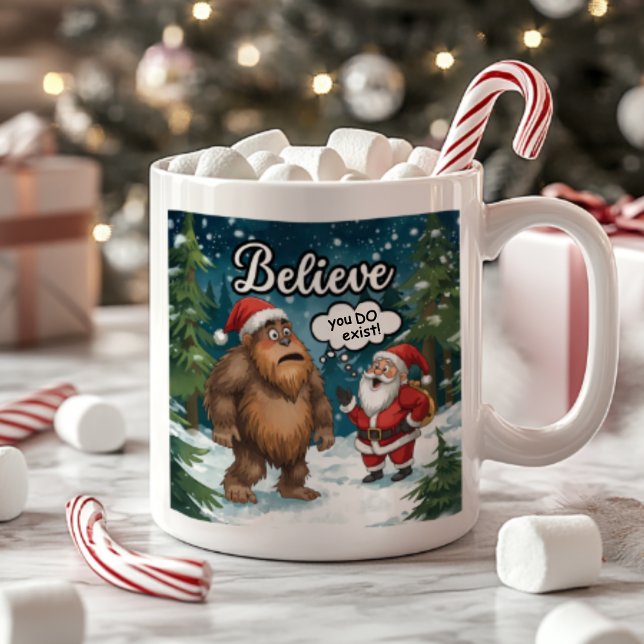 Sasquatch Meets Santa I Believe Funny Christmas Kaffeetasse (Von Creator hochgeladen)