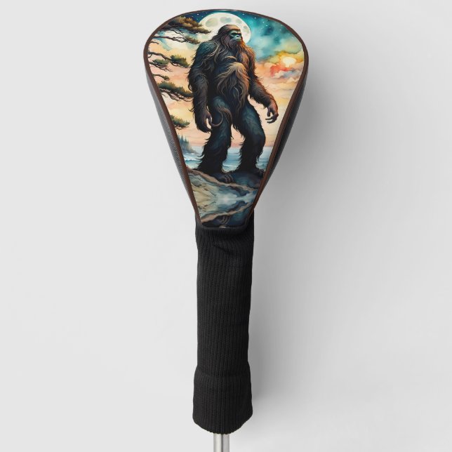 Sasquatch Stehend auf Ridge mit Blick auf den Ozea Golf Headcover (Vorderseite)