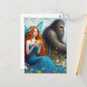 Sasquatch und eine Fee auf einem Picknick Postkarte