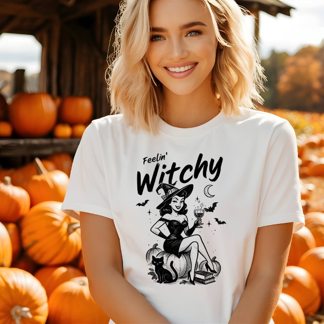 Sassy Feelin' Witchy Halloween Tshirt (Von Creator hochgeladen)
