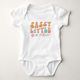Sassy Little Vibes Baby Body – Cute & Lustig Strampler