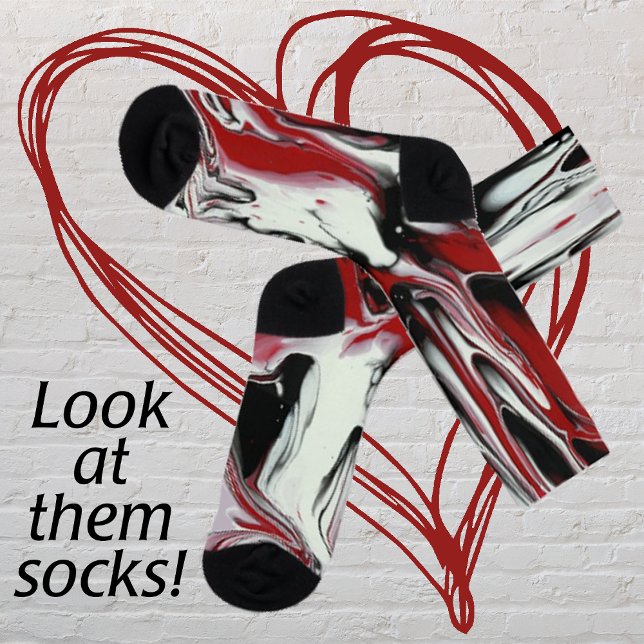 SASSY UND HEY RED SCHWARZ-WEISS FIERY SOCKEN (Von Creator hochgeladen)