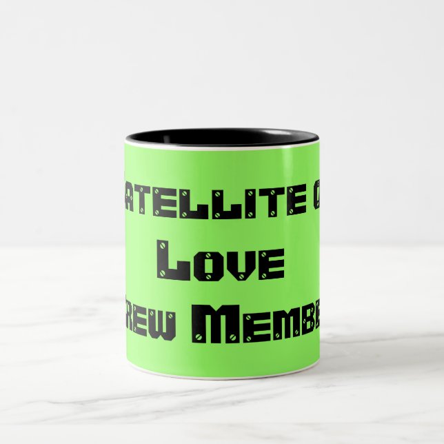 Satelitte des Liebe-Crew-Mitgliedes Zweifarbige Tasse (Mittel)