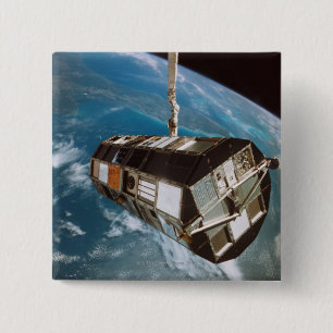 Satelitte über Erde Button
