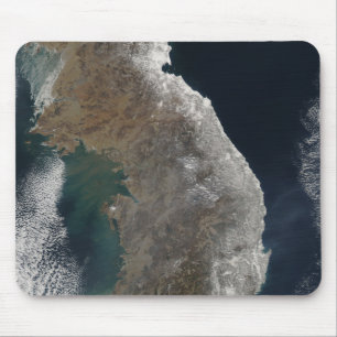 Satellitenansicht des Schneefalls Mousepad