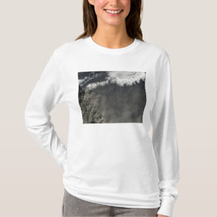 Satellitenansicht einer Aschenwolke 4 T-Shirt