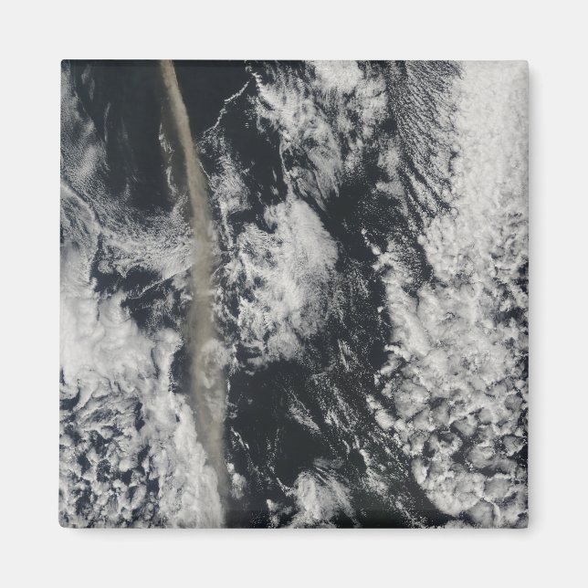 Satellitenansicht einer Aschenwolke Magnet (Vorne)