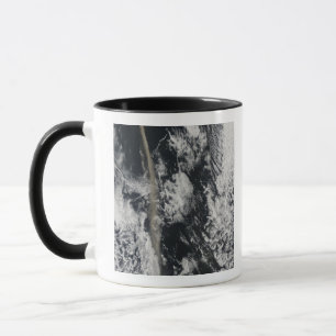 Satellitenansicht einer Aschenwolke Tasse