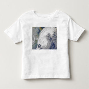 Satellitenbild eines Taifuns Kleinkind T-shirt