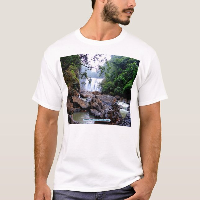 Sathodi Falls, Uttar Kannada, Indien T-Shirt (Vorderseite)