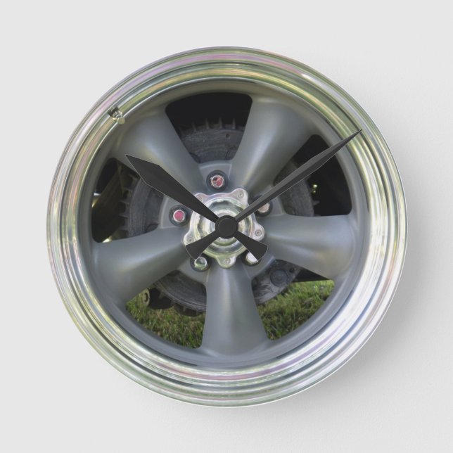 Satinieren Sie die Uhr des Fünf-Spoke-Rades (Vorderseite)