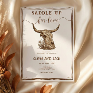 Sattel dich für Western-Ranch-Kuh-Schädel-Hochzeit Einladung