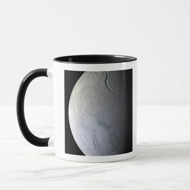 Saturn Mond Enceladus Tasse (Links)
