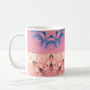 Satz abstrakter Pastell-Fraktale mit kaleidoskopis Kaffeetasse