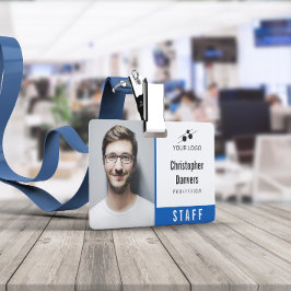 Saubere blaue Mitarbeiter-ID Logo hinzufügen Ausweis